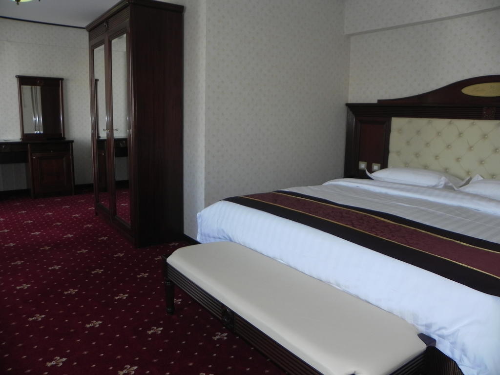 Hestia Hotel 칼라라지 객실 사진