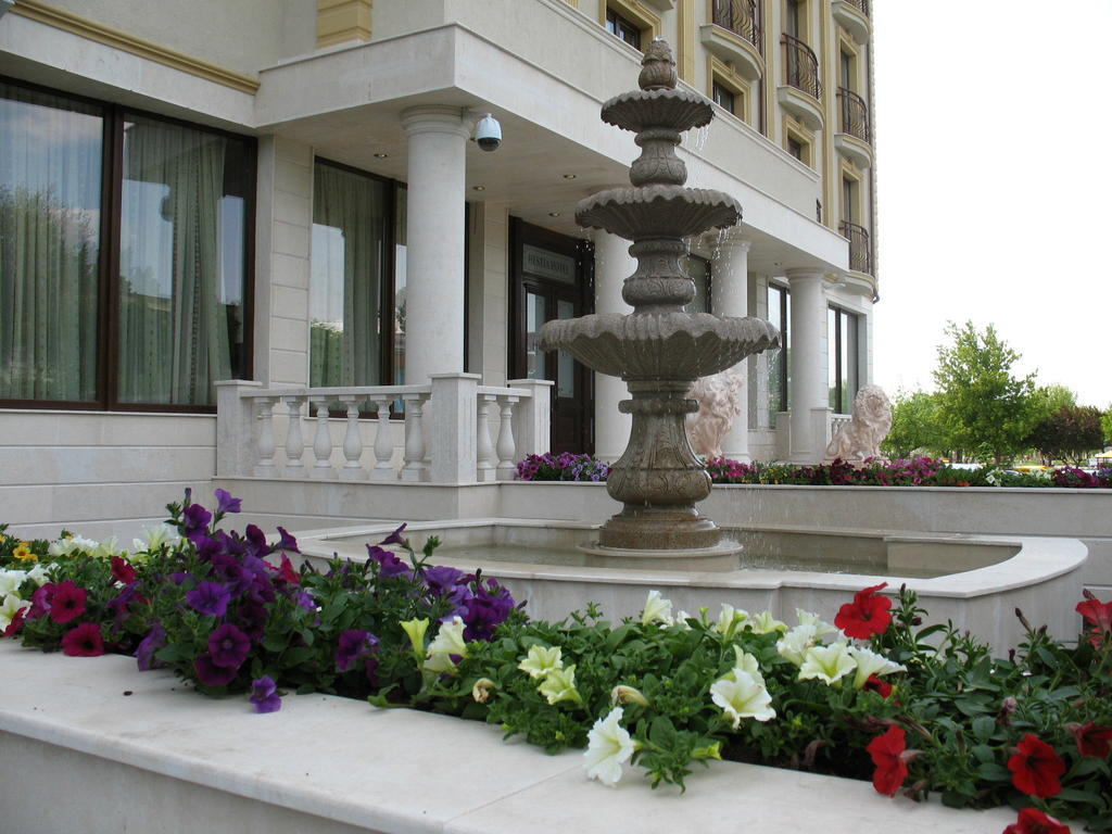 Hestia Hotel 칼라라지 외부 사진