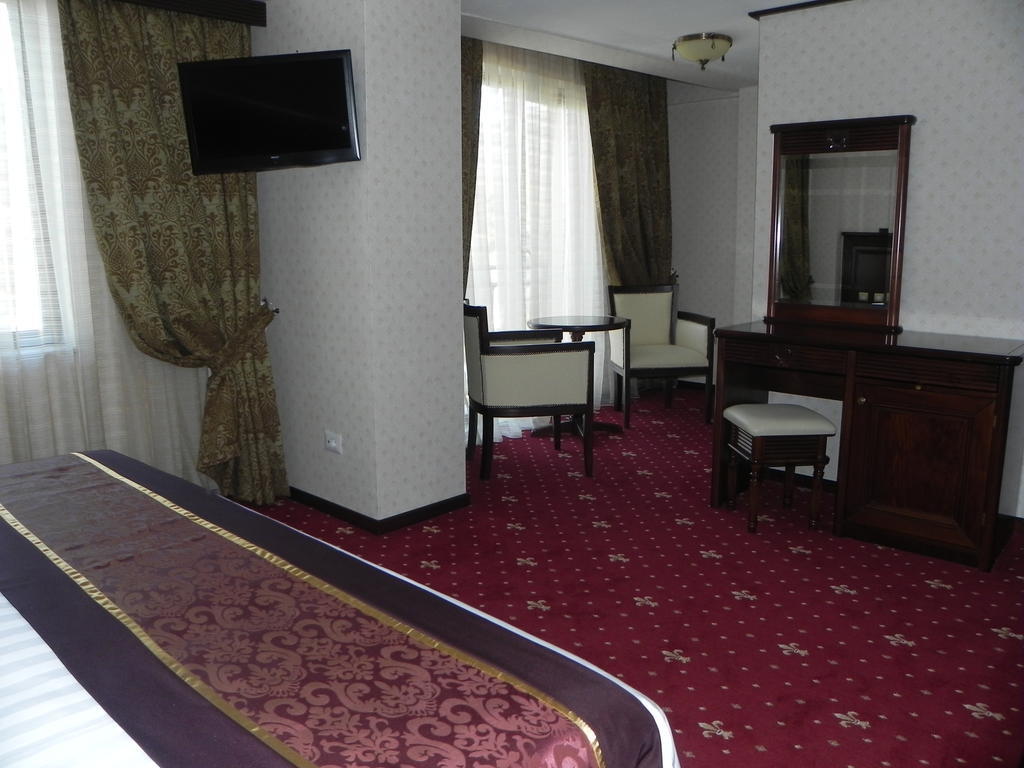 Hestia Hotel 칼라라지 객실 사진